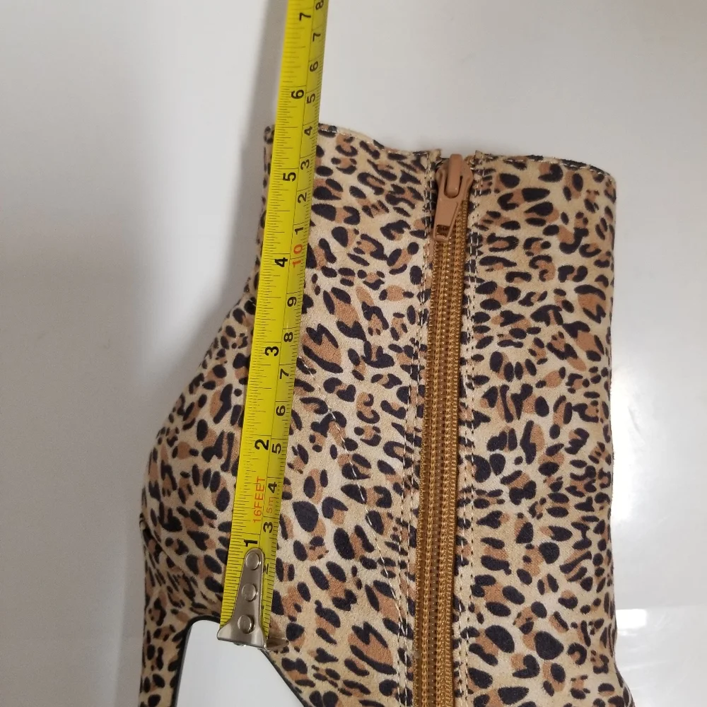 Qupid Into The Wild Black & Tan Leopard Print Stud Detail Stiletto Booties Sz 8 - Picture 12 of 12